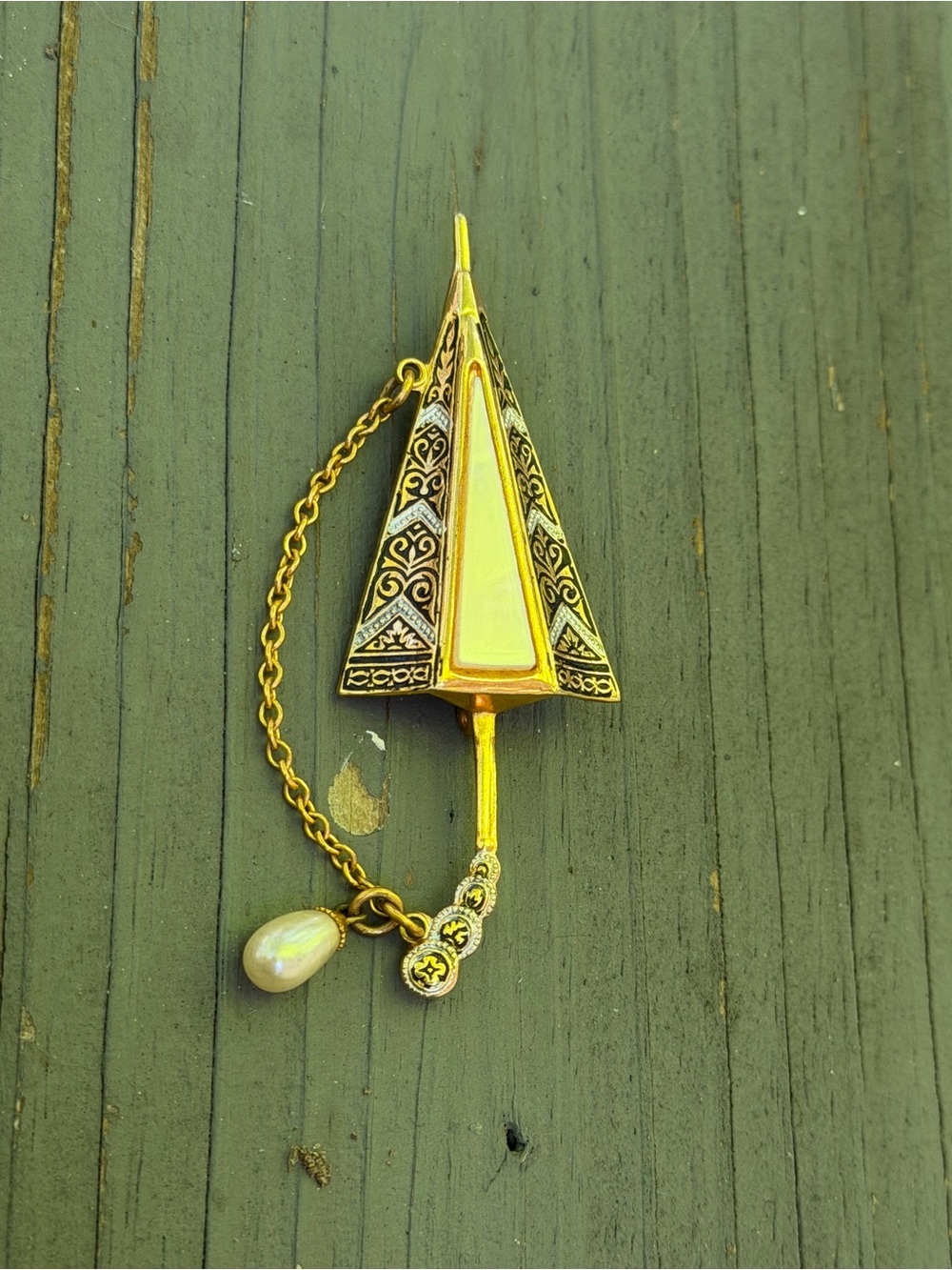 Vintage Spanish Damascene Umbrella Spain Brooch ☔️ 🐸